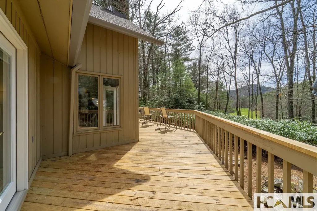 120 Holly Forest Court Sapphire NC 28774