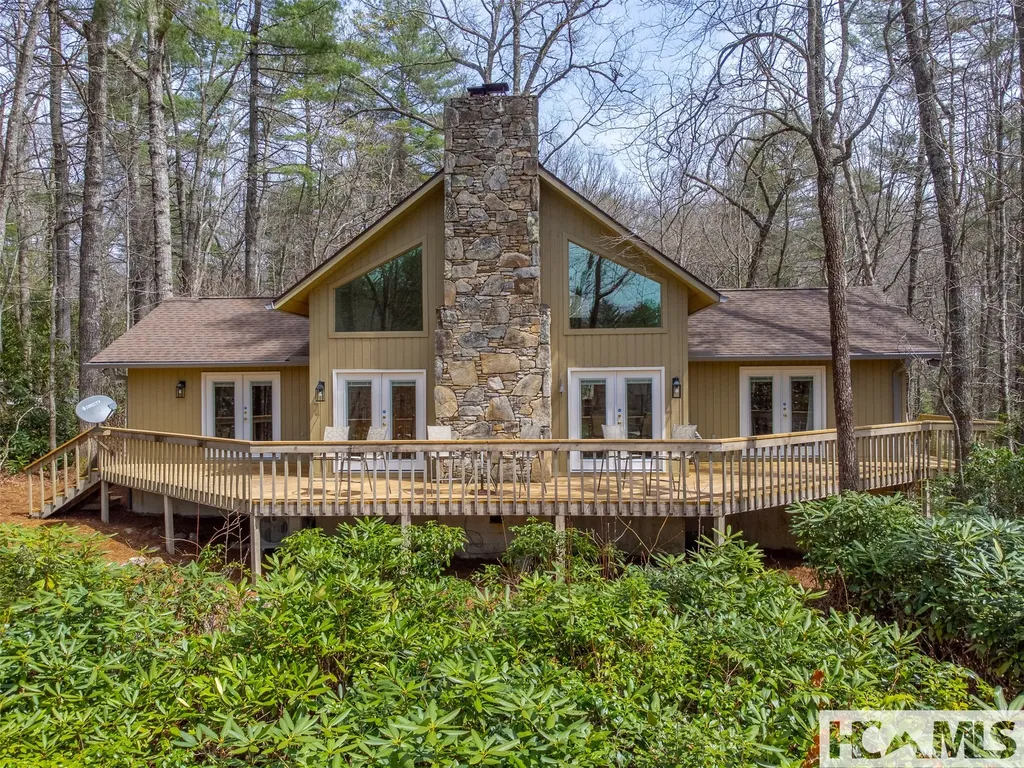 120 Holly Forest Court Sapphire NC 28774