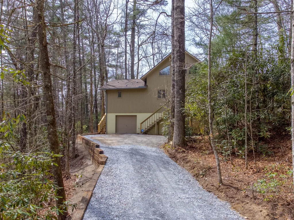120 Holly Forest Court Sapphire NC 28774