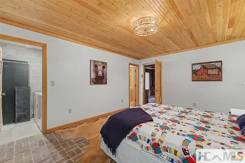 120 Holly Forest Court Sapphire NC 28774