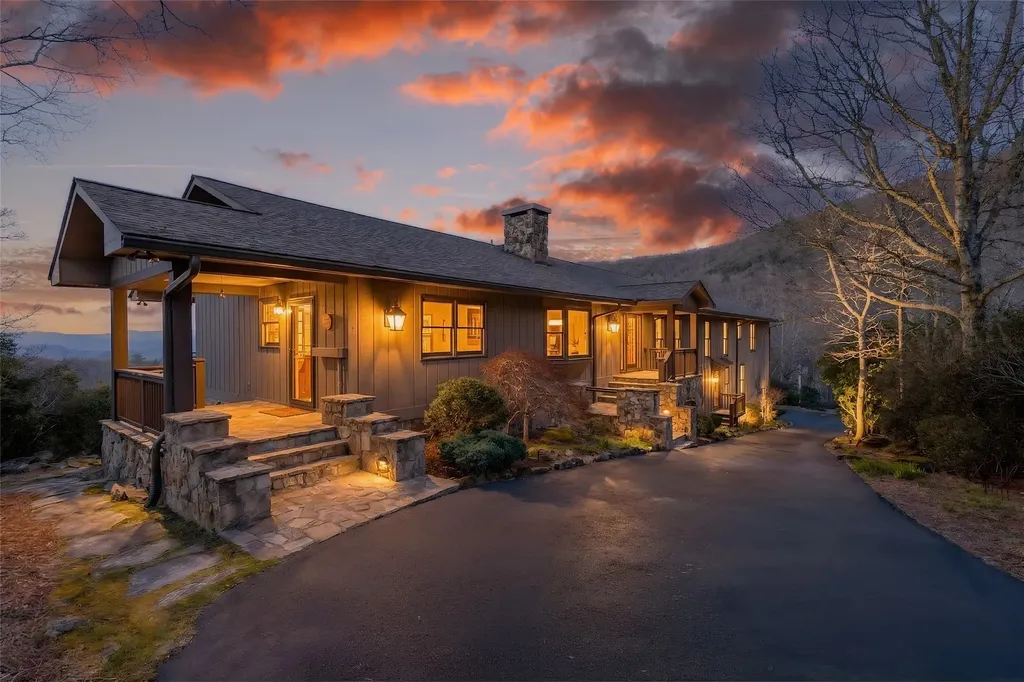 984 King Gap Road Highlands NC 28741