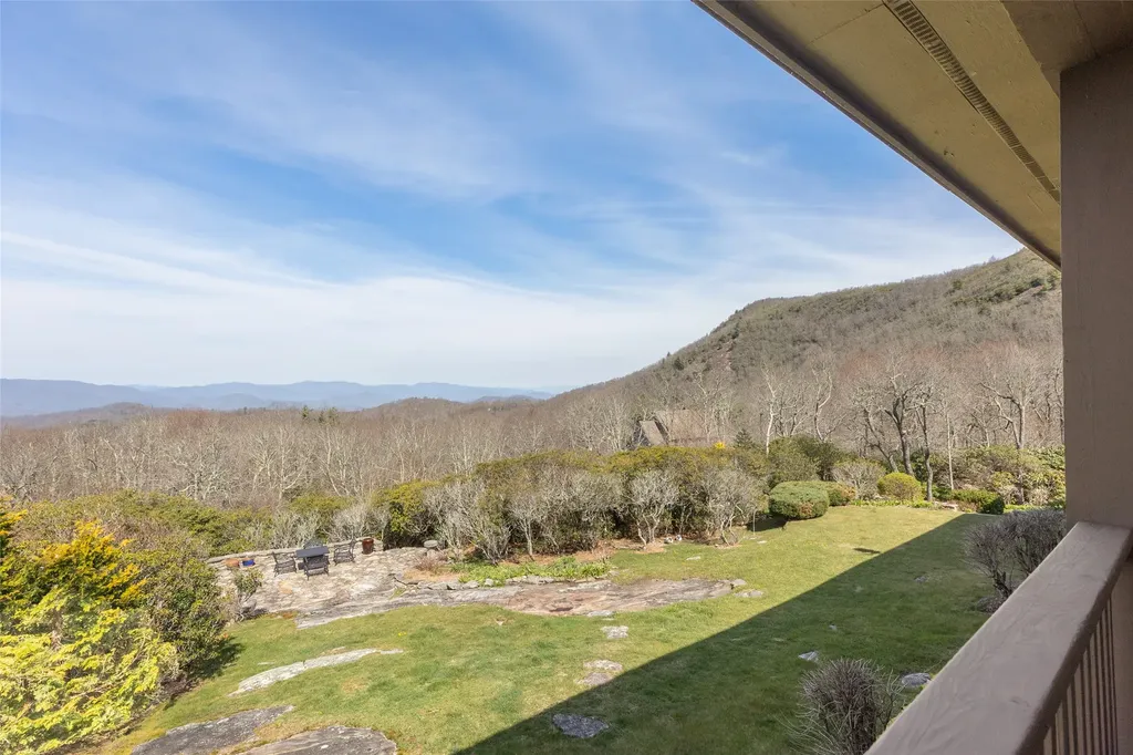 984 King Gap Road Highlands NC 28741