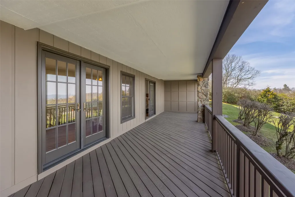 984 King Gap Road Highlands NC 28741