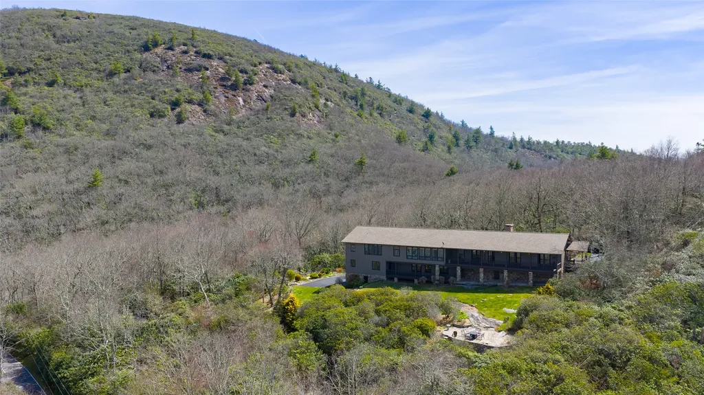 984 King Gap Road Highlands NC 28741