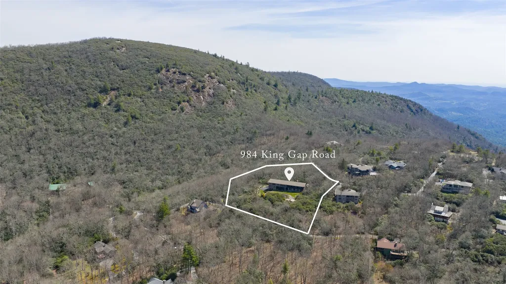 984 King Gap Road Highlands NC 28741
