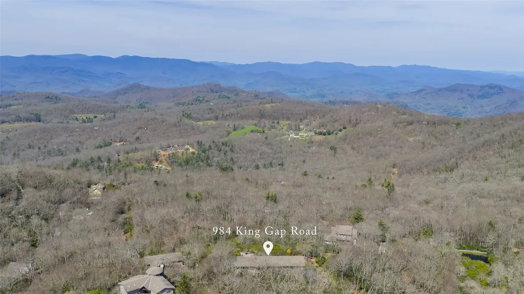 984 King Gap Road Highlands NC 28741