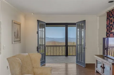 984 King Gap Road Highlands NC 28741