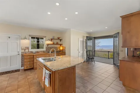 984 King Gap Road Highlands NC 28741