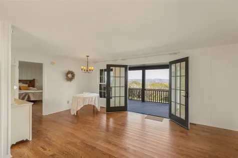 984 King Gap Road Highlands NC 28741