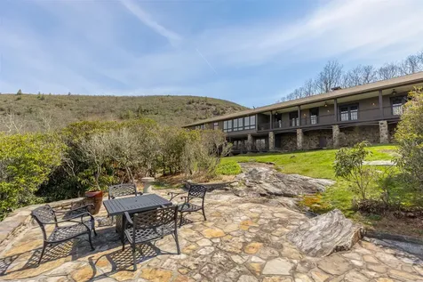 984 King Gap Road Highlands NC 28741