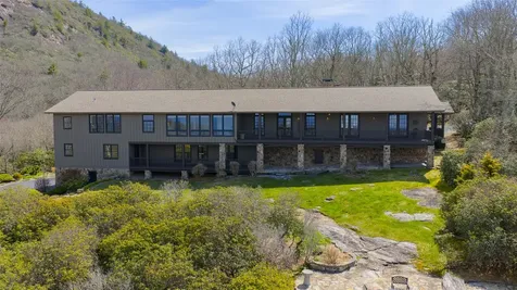 984 King Gap Road Highlands NC 28741