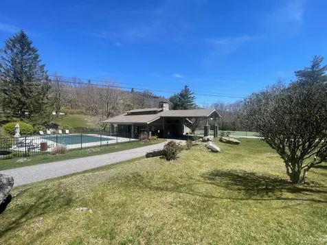 984 King Gap Road Highlands NC 28741