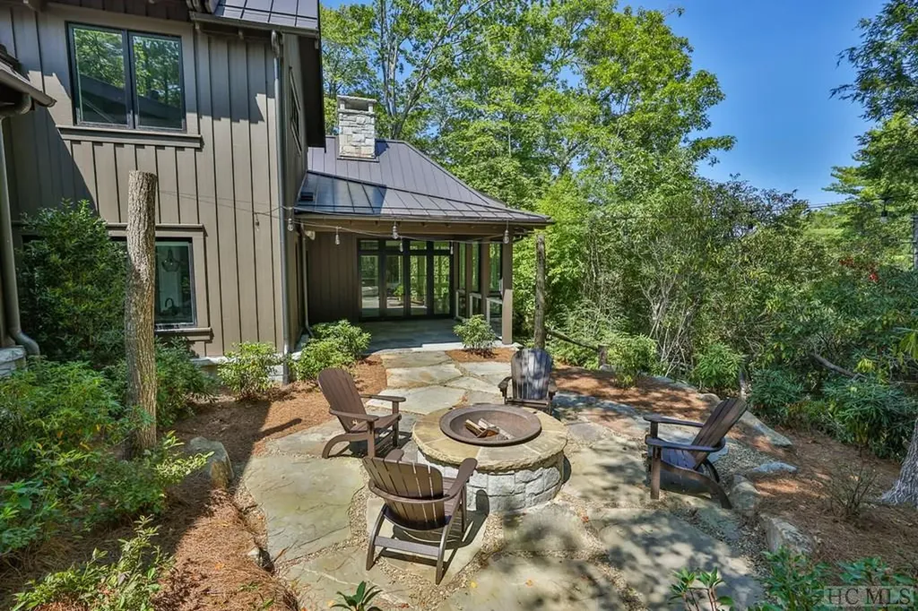 33 Sanctuary Ridge Road Highlands NC 28741
