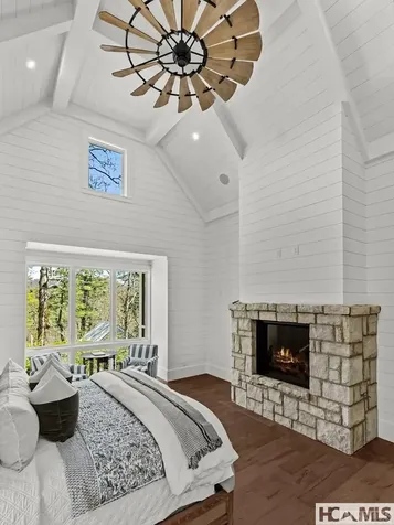 33 Sanctuary Ridge Road Highlands NC 28741