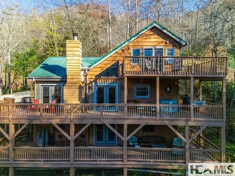 146/148 Bluebird Lane Glenville NC 28736