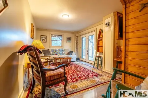 146/148 Bluebird Lane Glenville NC 28736
