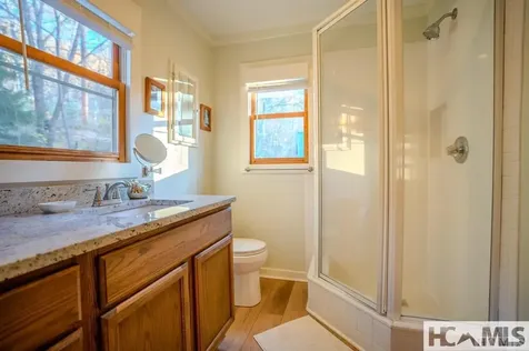 146/148 Bluebird Lane Glenville NC 28736