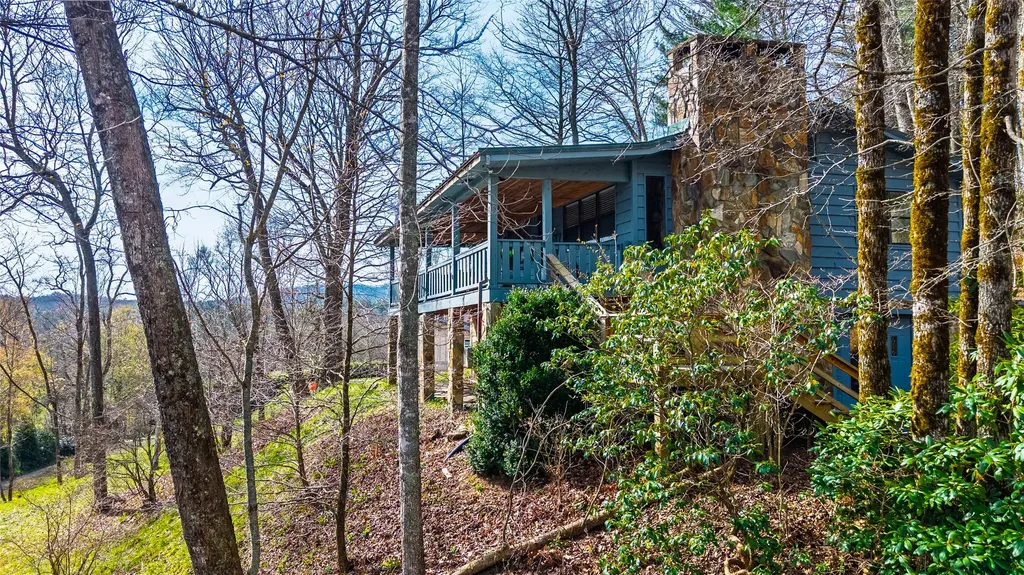 364 Shoe String Lane Glenville NC 28736