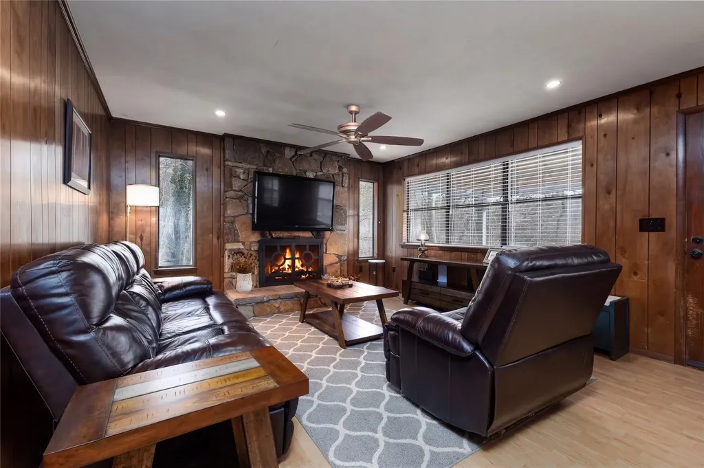 364 Shoe String Lane Glenville NC 28736