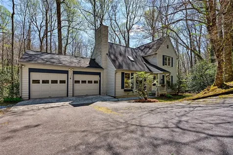 300 Still Water Road Cashiers NC 28717