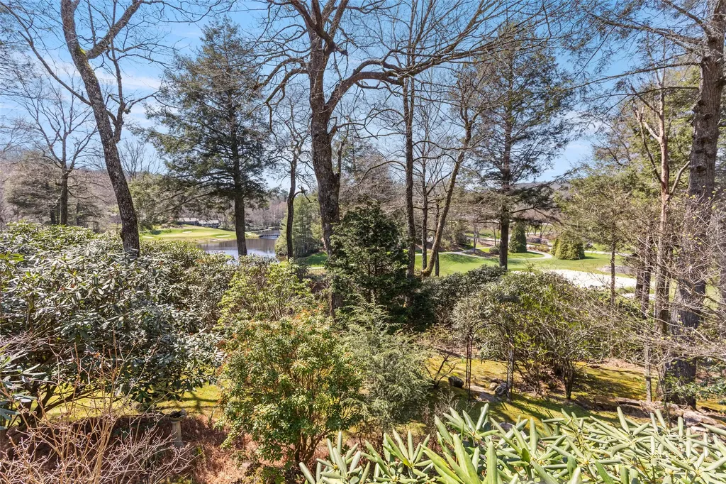 124 Spruce Lane Highlands NC 28741