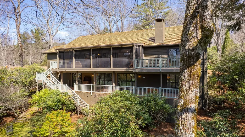 124 Spruce Lane Highlands NC 28741