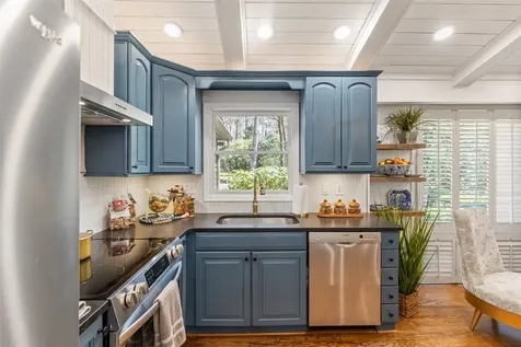 124 Spruce Lane Highlands NC 28741