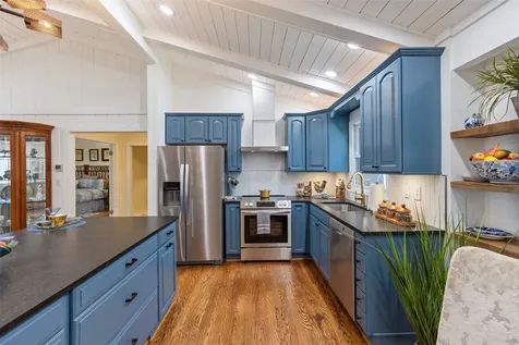 124 Spruce Lane Highlands NC 28741