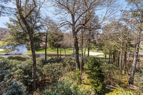 124 Spruce Lane Highlands NC 28741
