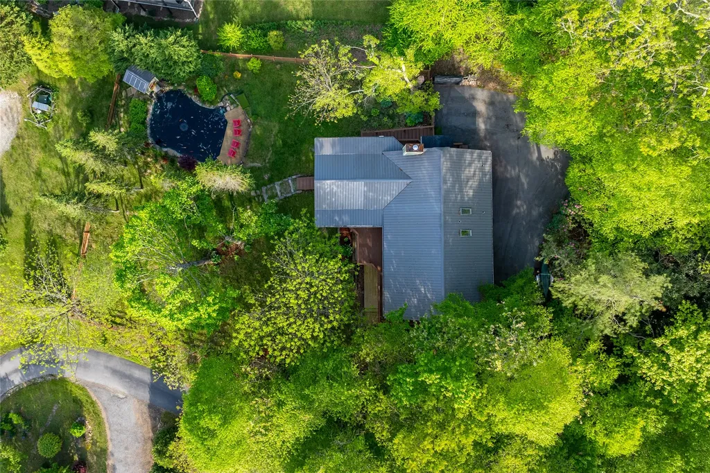 119 Heavens Gate Lane Glenville NC 28736