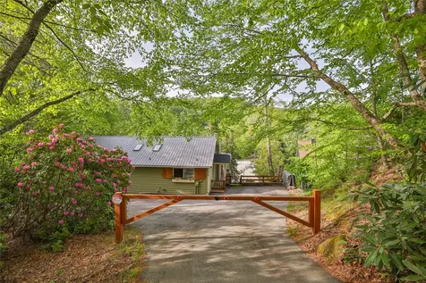 119 Heavens Gate Lane Glenville NC 28736
