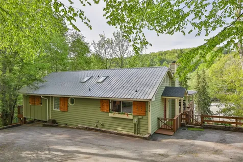 119 Heavens Gate Lane Glenville NC 28736