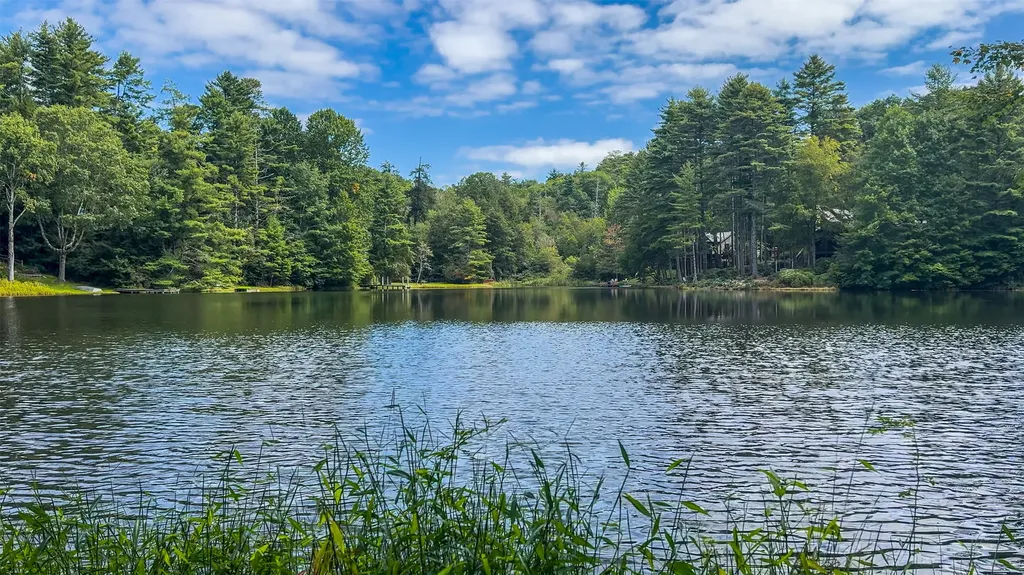 65 Nantahala Lane Highlands NC 28741
