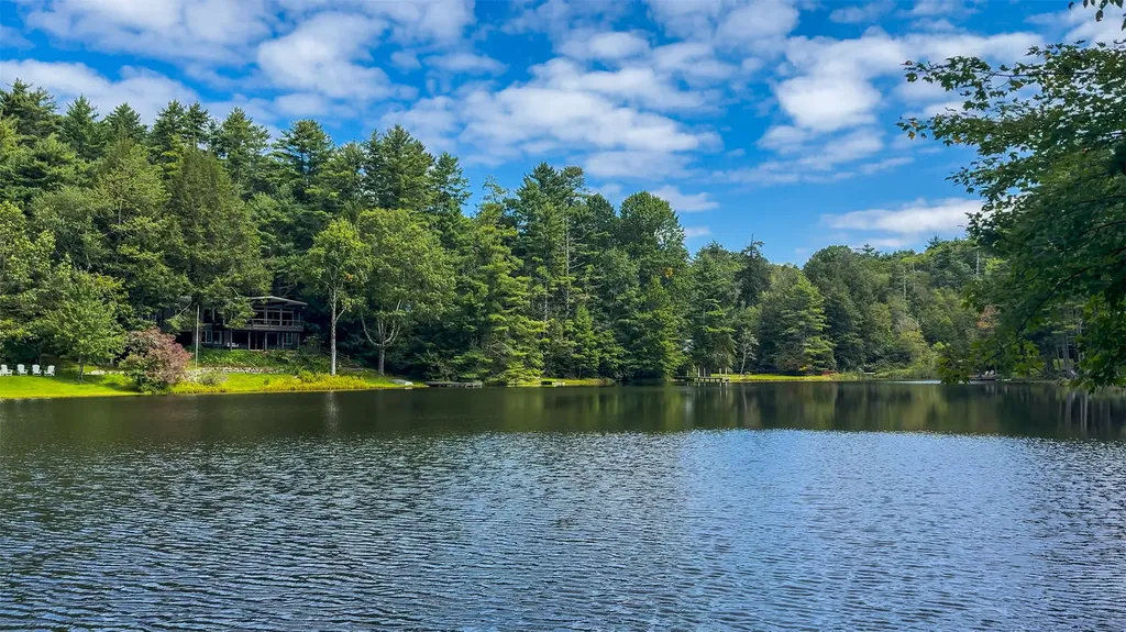65 Nantahala Lane Highlands NC 28741