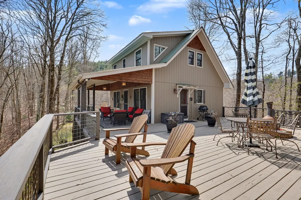 187 Evans Creek Road Scaly Mountain NC 28775