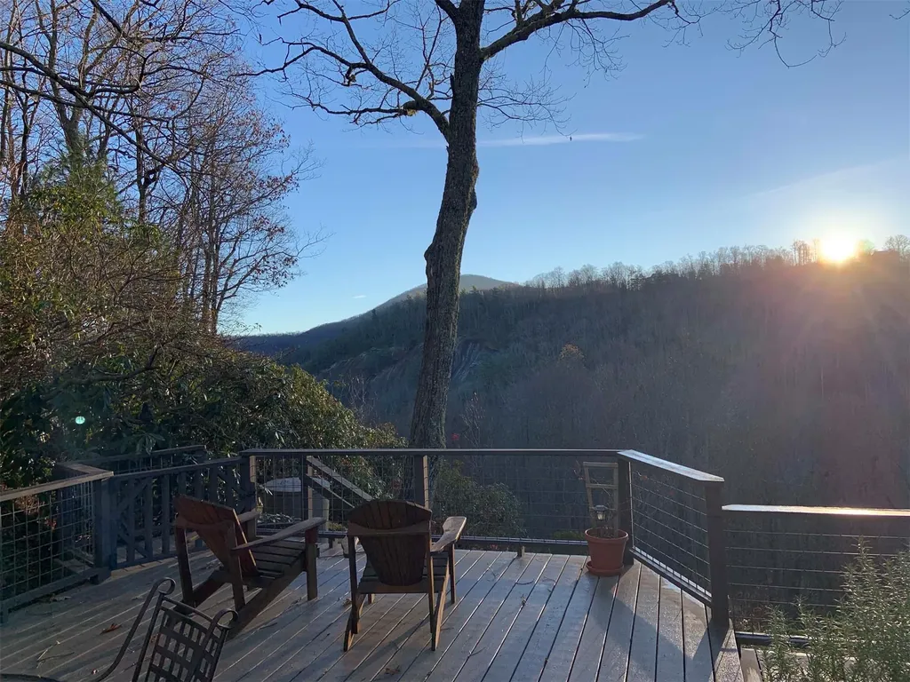 187 Evans Creek Road Scaly Mountain NC 28775