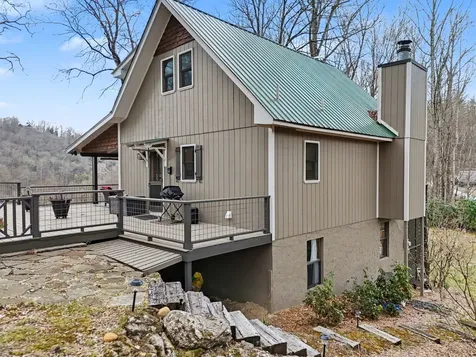 187 Evans Creek Road Scaly Mountain NC 28775