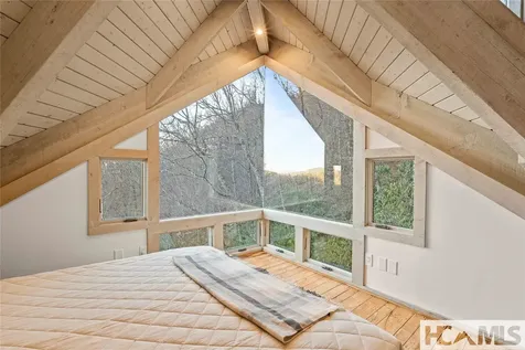 220 Worley Road Highlands NC 28741