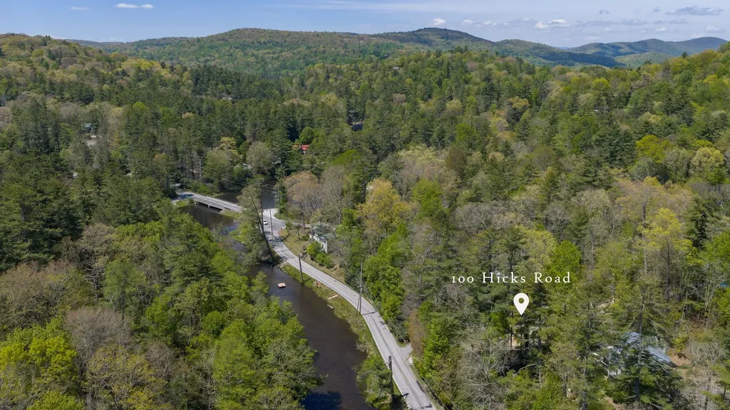 100 Hicks Road Highlands NC 28741