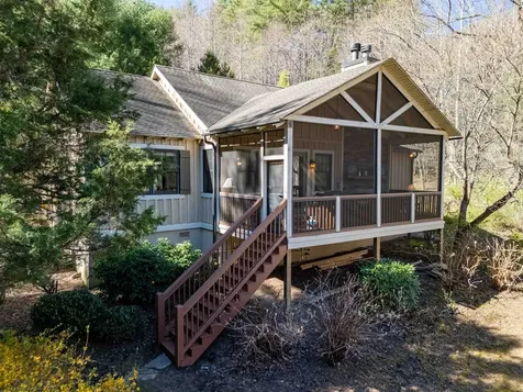 98 Mill Pond Drive Tuckasegee NC 28783