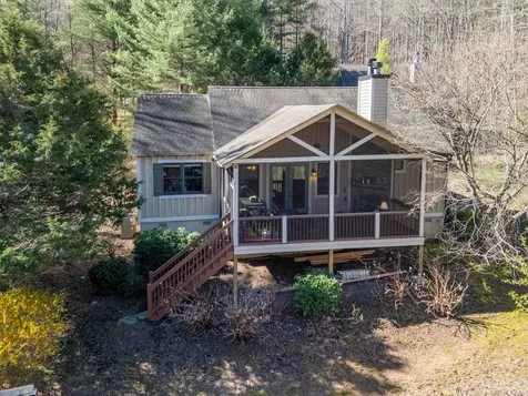 98 Mill Pond Drive Tuckasegee NC 28783