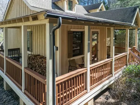98 Mill Pond Drive Tuckasegee NC 28783