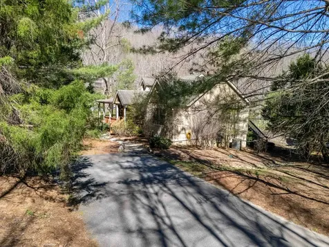98 Mill Pond Drive Tuckasegee NC 28783