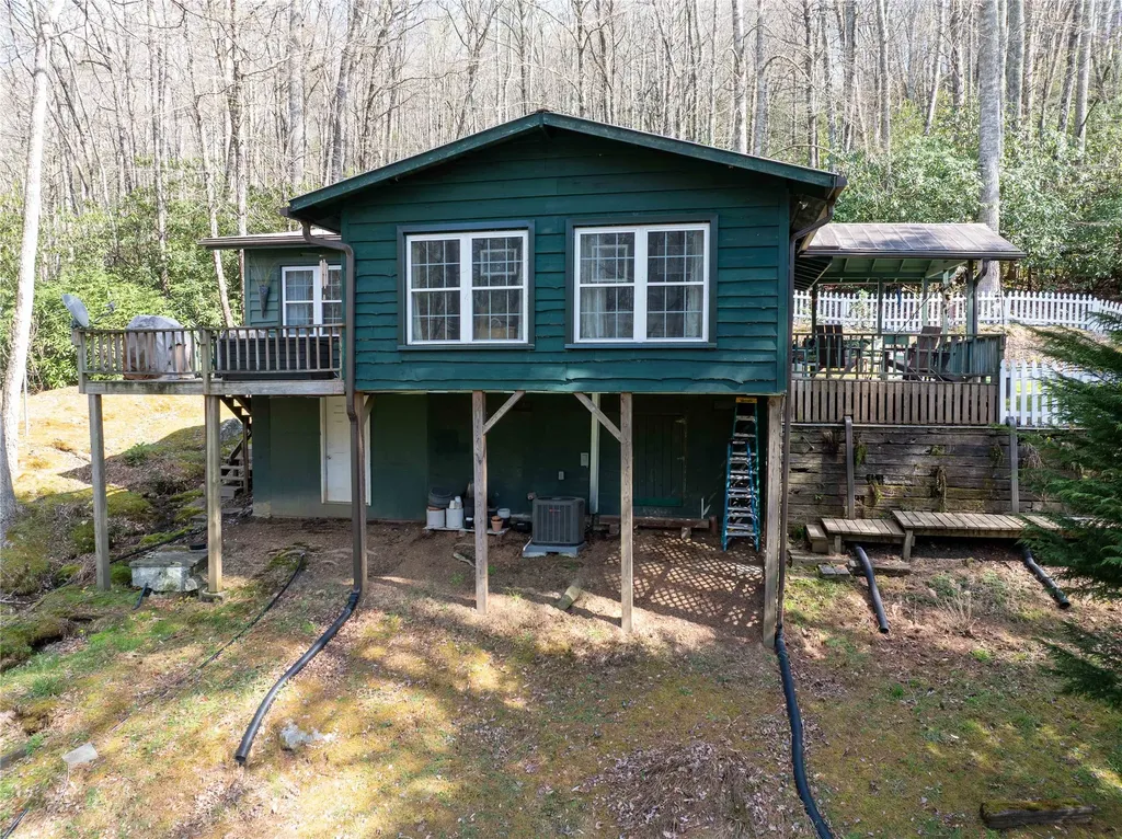 97 Archer Drive Cullowhee NC 28723