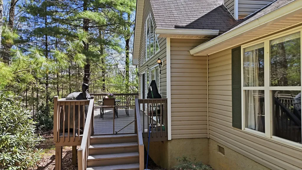 30 Birdnest Road Sapphire NC 28774