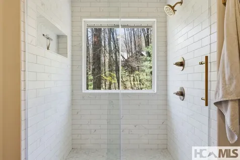 30 Birdnest Road Sapphire NC 28774