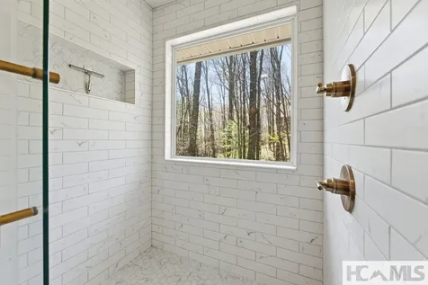 30 Birdnest Road Sapphire NC 28774