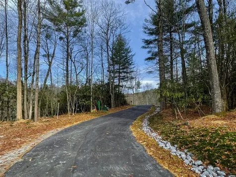 Lot 17 Saratay Falls Drive Cashiers NC 28717