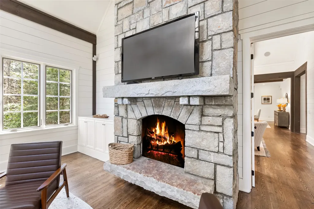 107 Old Edwards Circle Highlands NC 28741