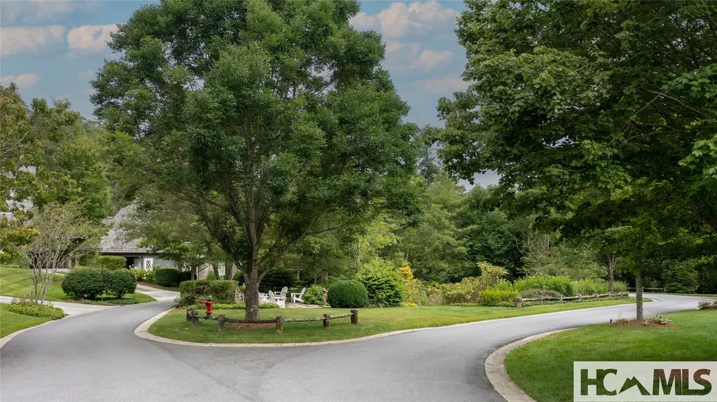 107 Old Edwards Circle Highlands NC 28741